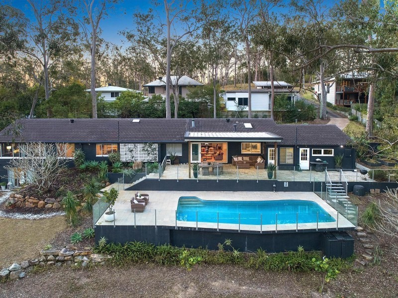 11 Yarawa Street, Kenmore QLD 4069