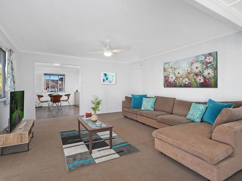 316 Dawson Parade, Arana Hills QLD 4054