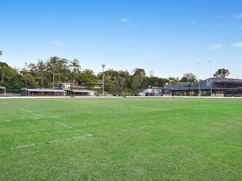 316 Dawson Parade, Arana Hills QLD 4054