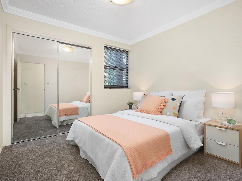3/11 Grosvenor Road, Indooroopilly QLD 4068