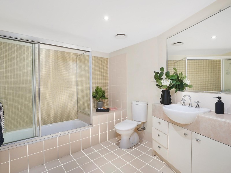 3/11 Grosvenor Road, Indooroopilly QLD 4068