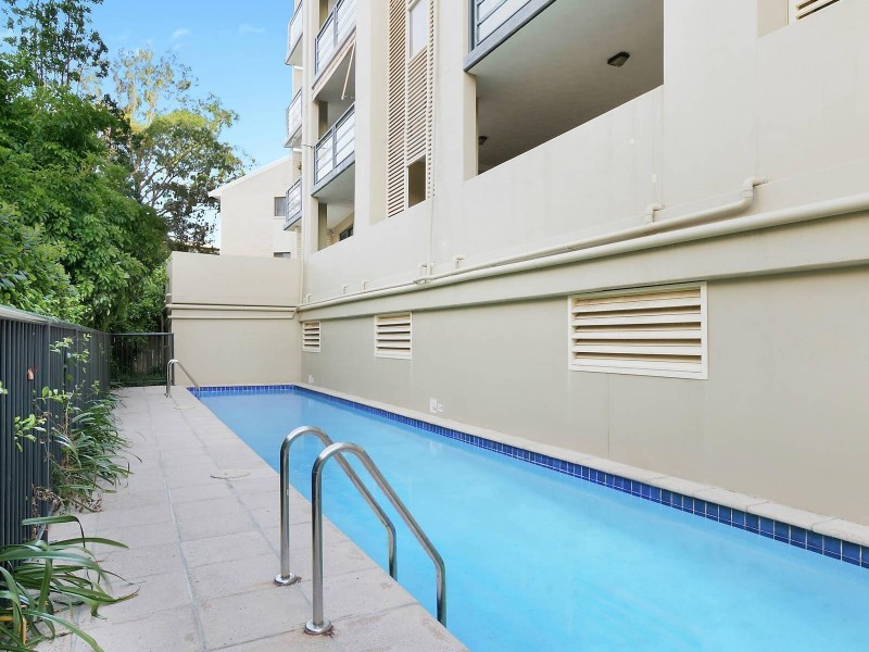 3/11 Grosvenor Road, Indooroopilly QLD 4068