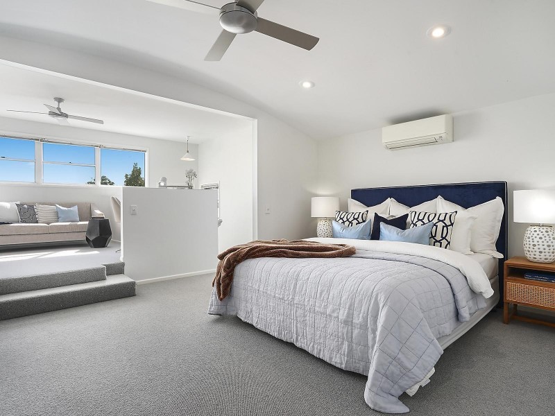 40 Seventh Avenue, St Lucia QLD 4067