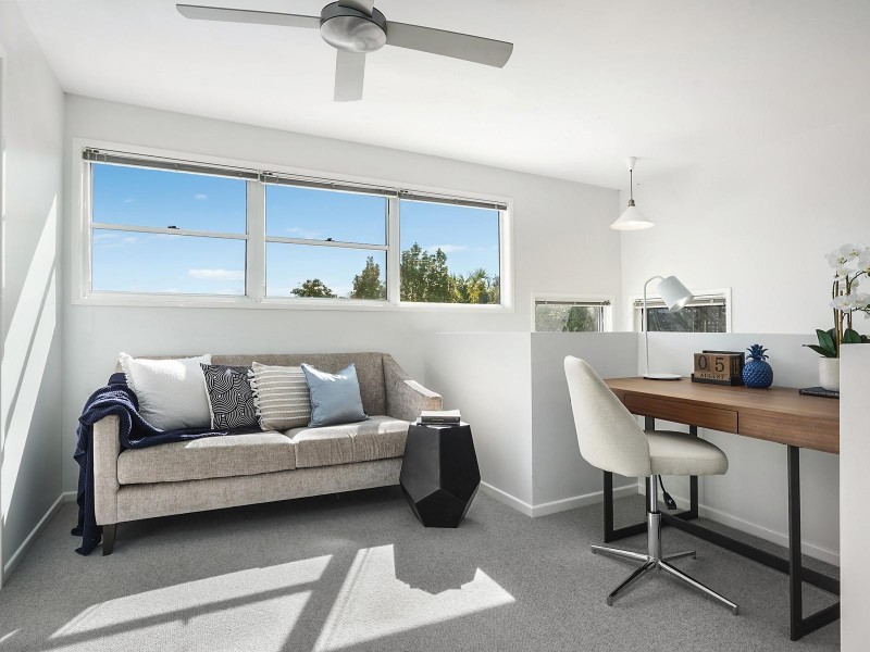 40 Seventh Avenue, St Lucia QLD 4067