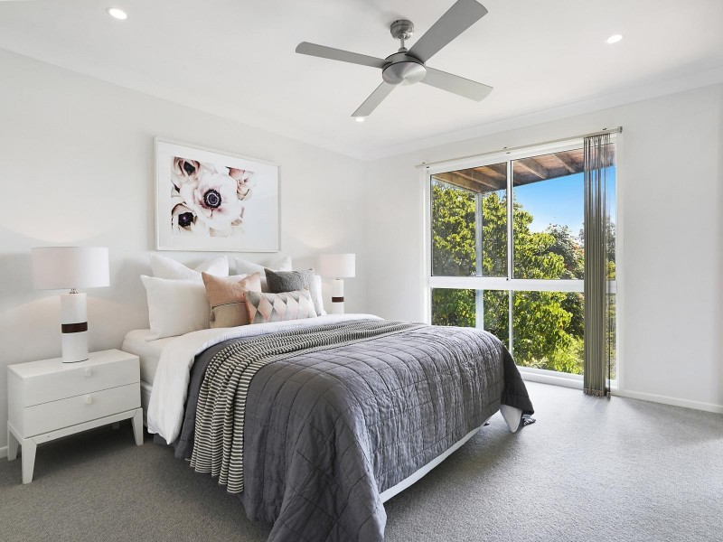 40 Seventh Avenue, St Lucia QLD 4067