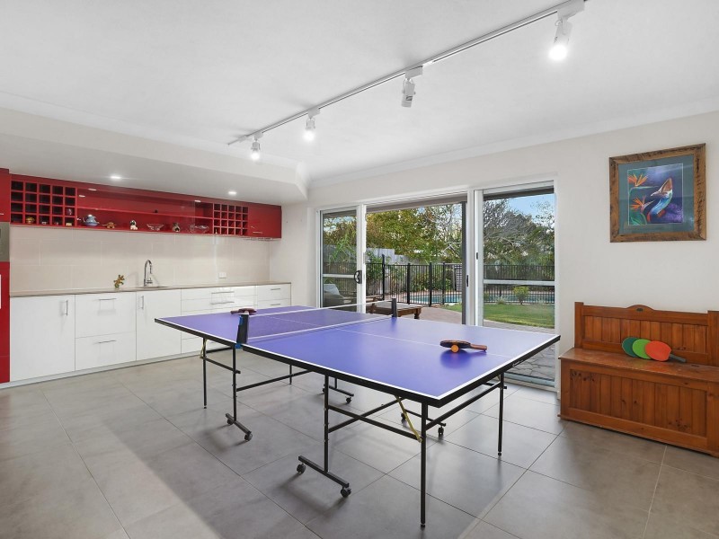 182 Harts Road, Indooroopilly QLD 4068