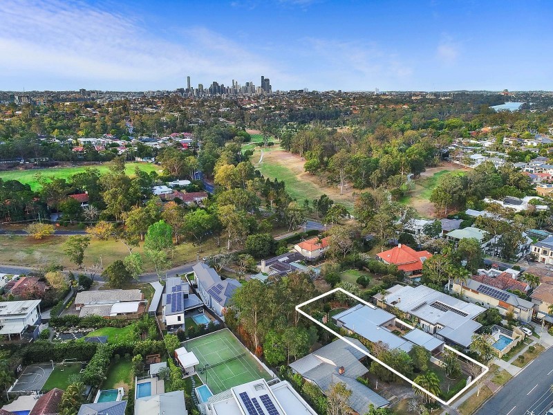 182 Harts Road, Indooroopilly QLD 4068