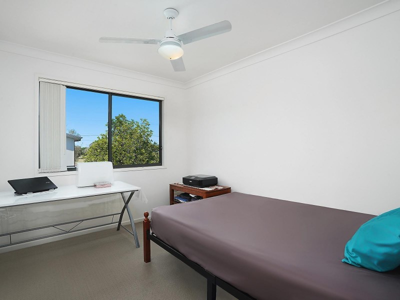 2/40 Gledson Street, North Booval QLD 4304