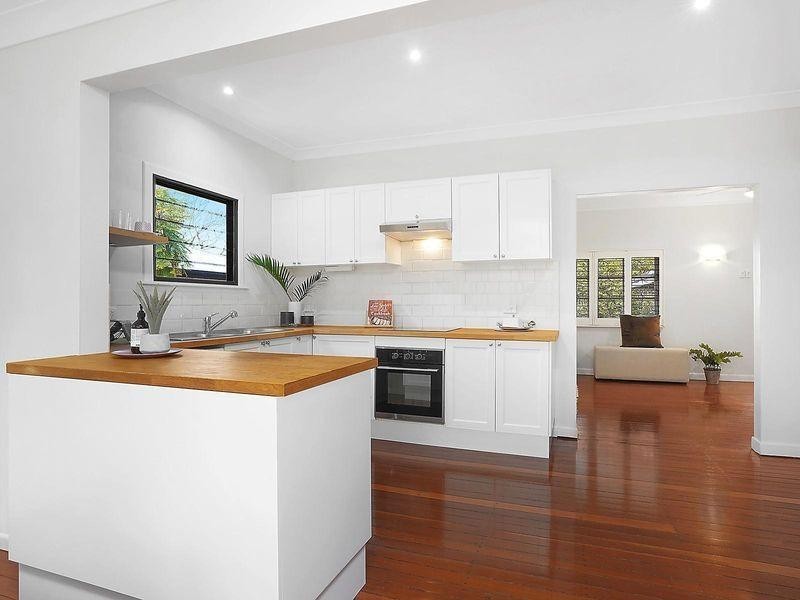 156 Taringa Parade, Indooroopilly QLD 4068