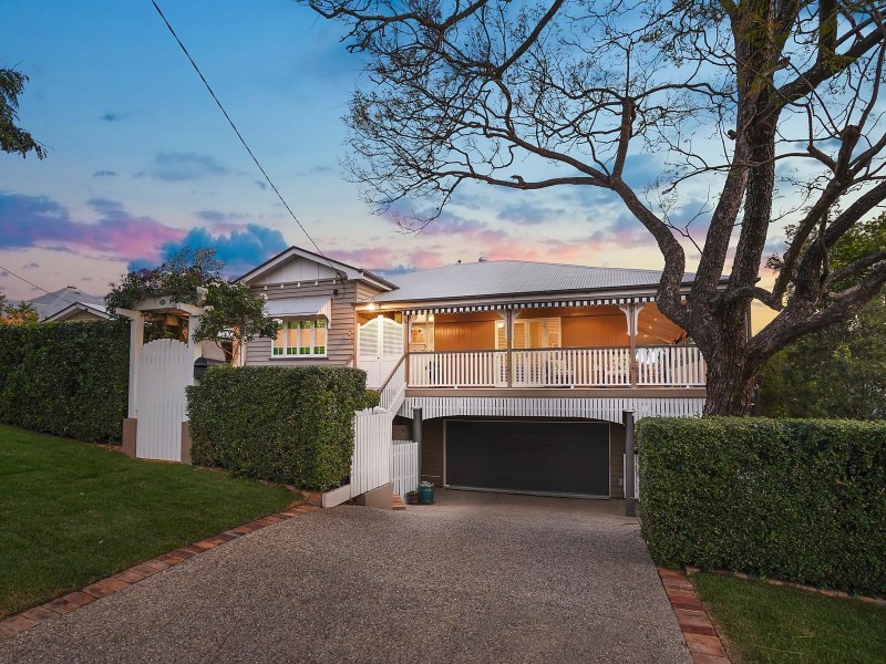 126 Waverley Road, Taringa QLD 4068