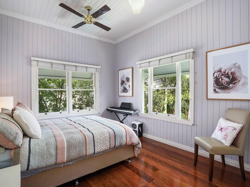 126 Waverley Road, Taringa QLD 4068