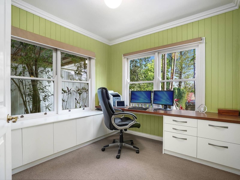 126 Waverley Road, Taringa QLD 4068