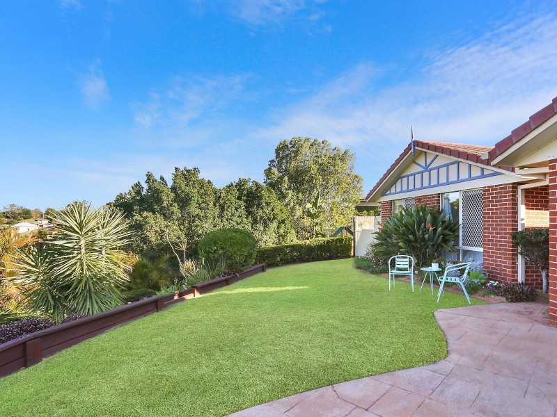 3 Mavis Court, Arana Hills QLD 4054