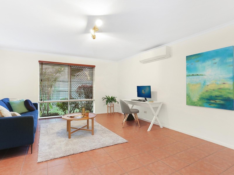 3 Mavis Court, Arana Hills QLD 4054