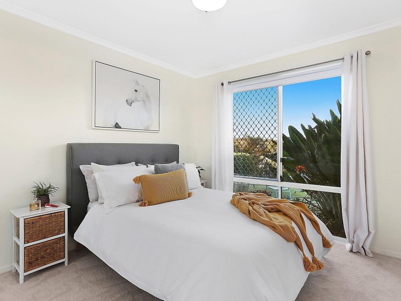 3 Mavis Court, Arana Hills QLD 4054