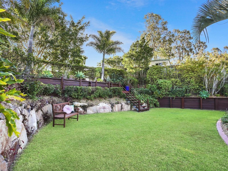 3 Mavis Court, Arana Hills QLD 4054