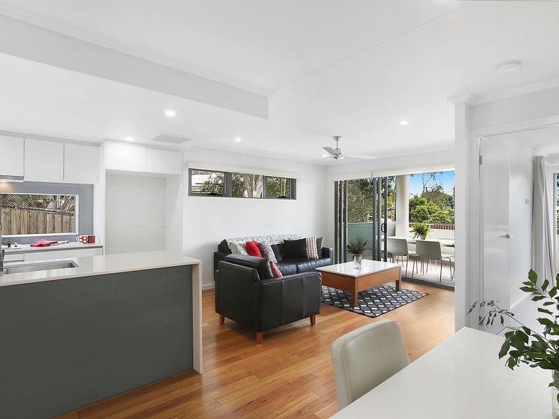 2/16 Seven Oaks Street, Taringa QLD 4068