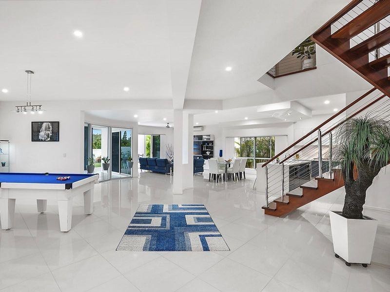 4 Coopers Close, Sinnamon Park QLD 4073