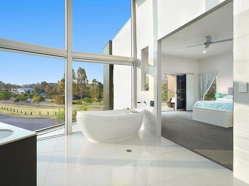 4 Coopers Close, Sinnamon Park QLD 4073