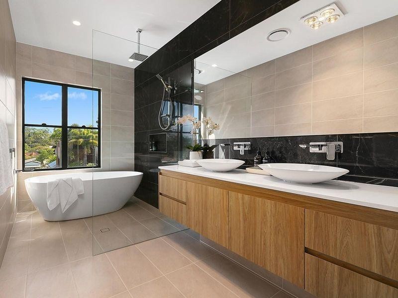 8 Napier Street, St Lucia QLD 4067