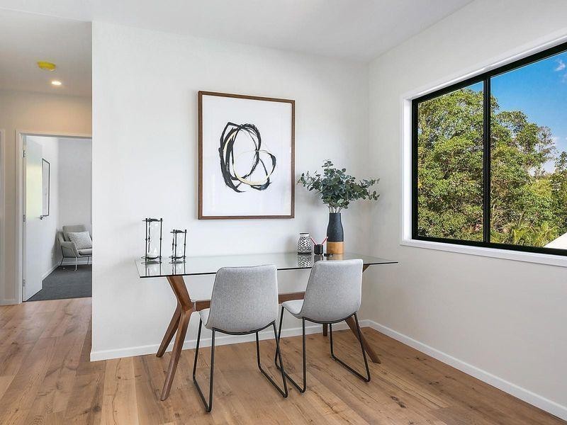 8 Napier Street, St Lucia QLD 4067