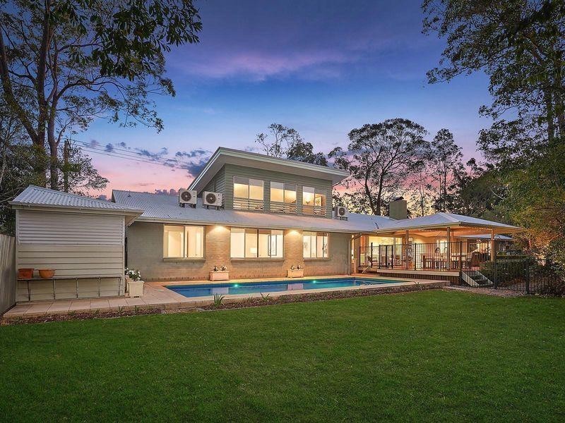 8 Gunnin Street, Fig Tree Pocket QLD 4069