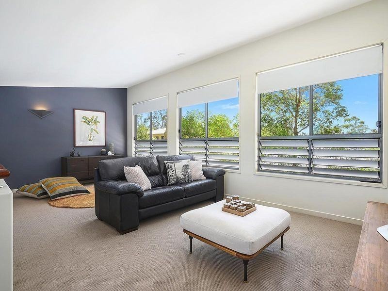 8 Gunnin Street, Fig Tree Pocket QLD 4069