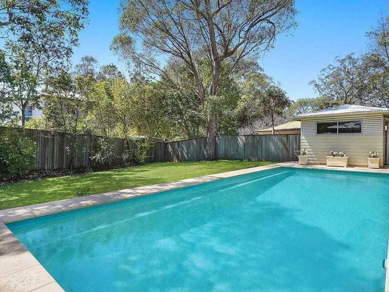 8 Gunnin Street, Fig Tree Pocket QLD 4069