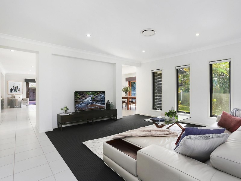 740 Jesmond Road, Fig Tree Pocket QLD 4069