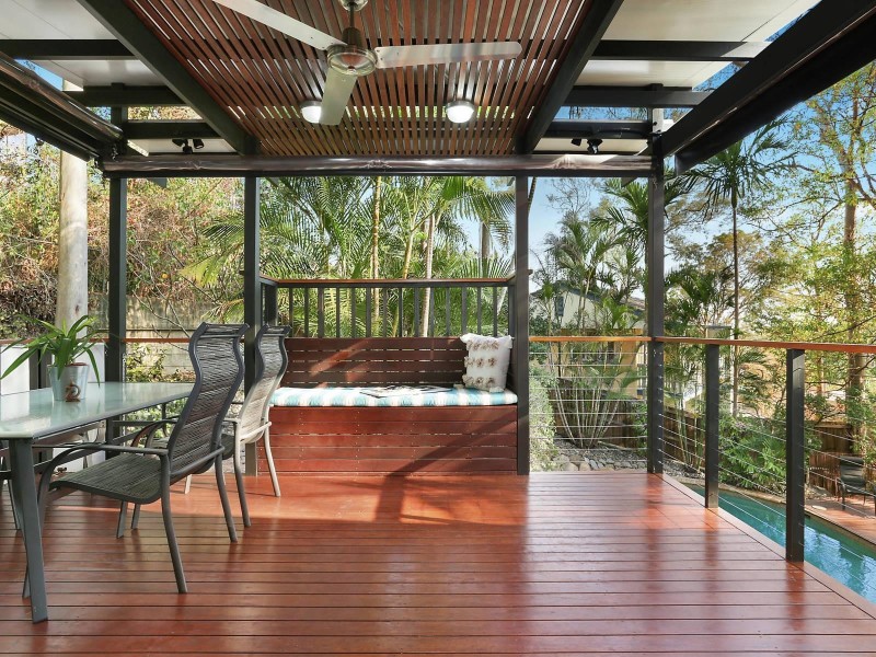 5 Apera Court, Kenmore QLD 4069