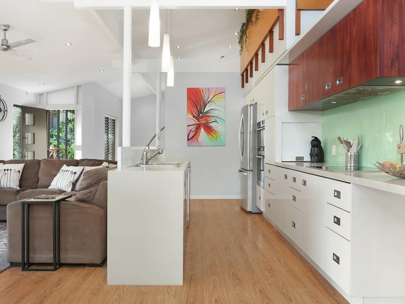 5 Apera Court, Kenmore QLD 4069