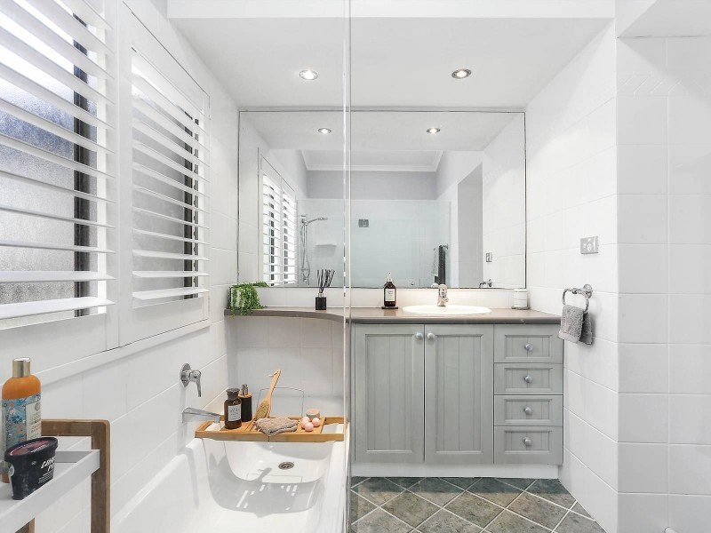 5 Apera Court, Kenmore QLD 4069