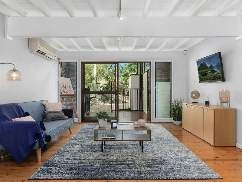 5 Apera Court, Kenmore QLD 4069