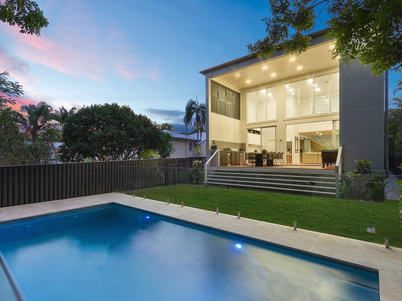 12 Soudan Street, Toowong QLD 4066