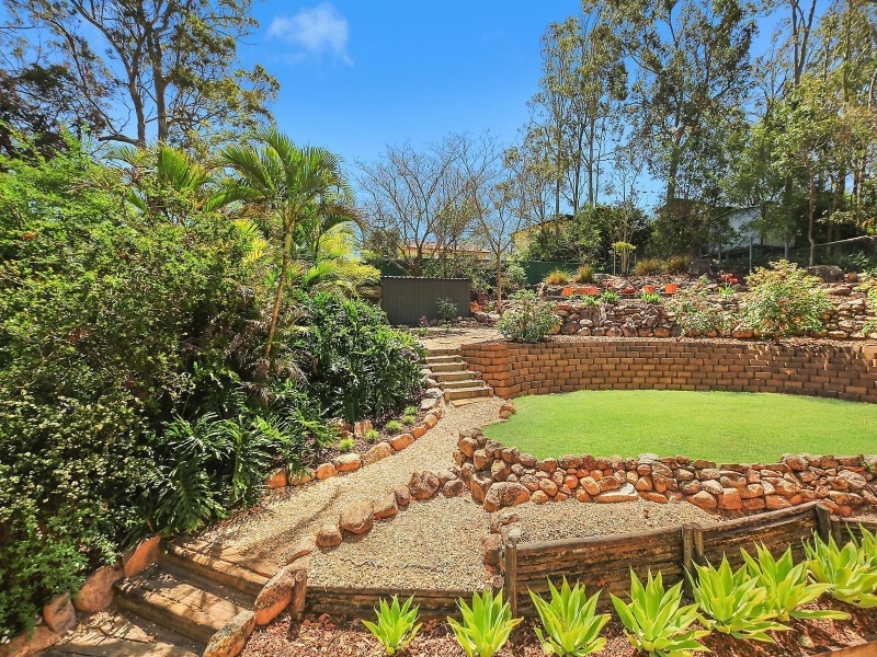 2 Teenan Street, Ferny Hills QLD 4055