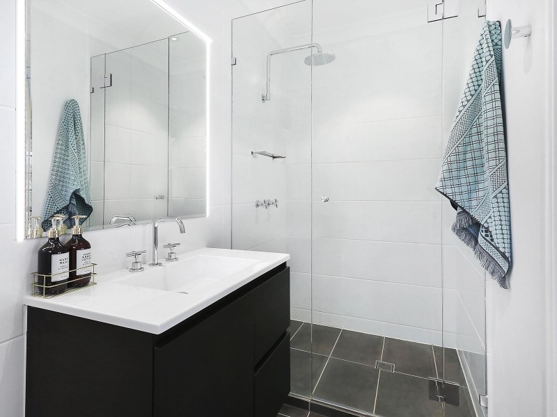 2 Teenan Street, Ferny Hills QLD 4055