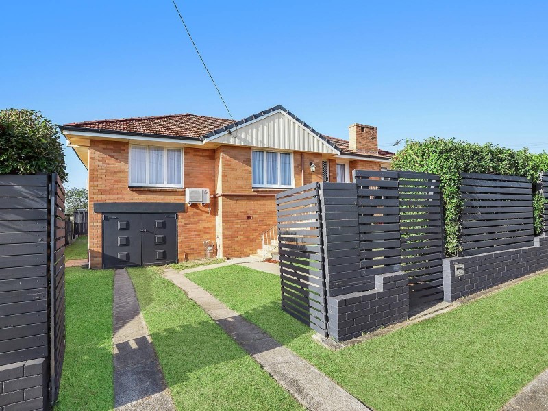 9 Gatwick Street, Stafford Heights QLD 4053