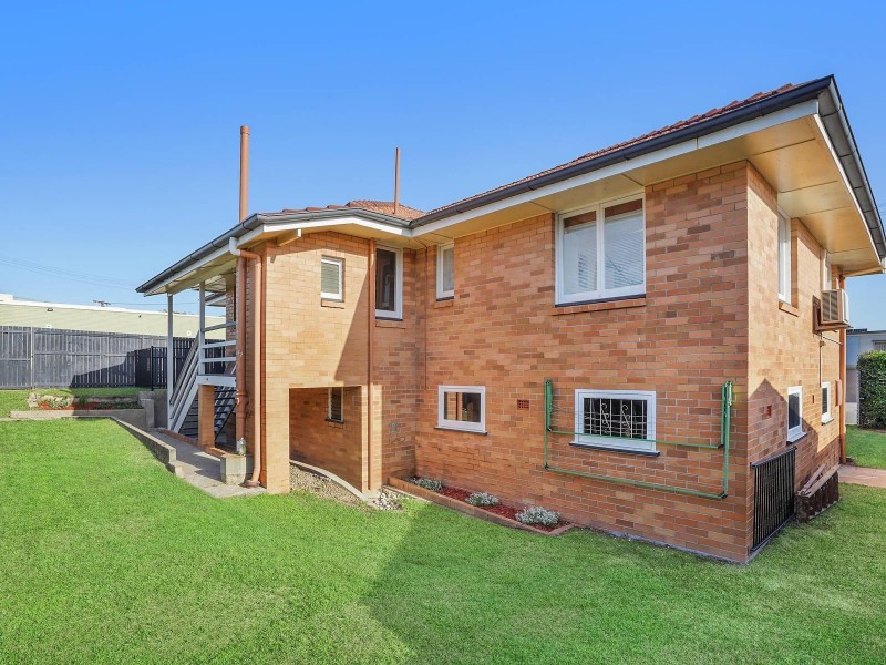 9 Gatwick Street, Stafford Heights QLD 4053