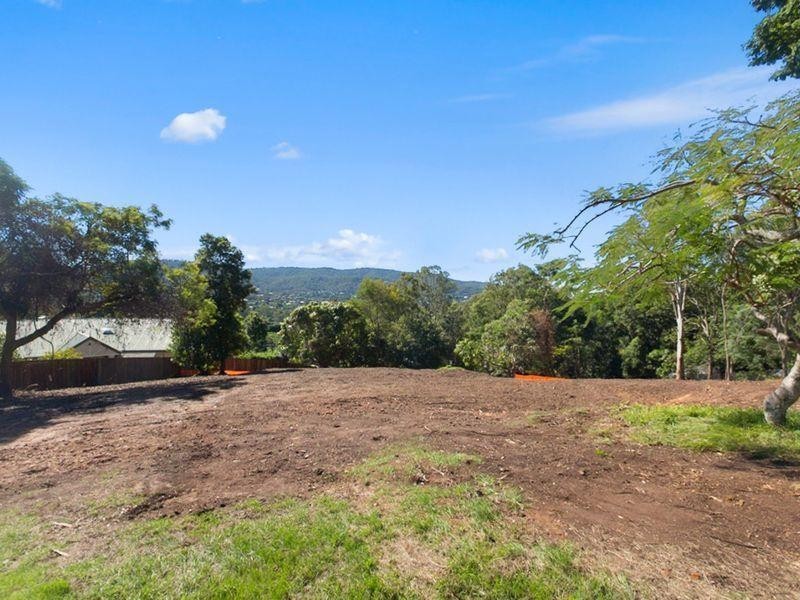 House 7/8A Jaspher Street, The Gap QLD 4061