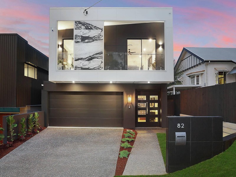 82 Prospect Terrace, St Lucia QLD 4067