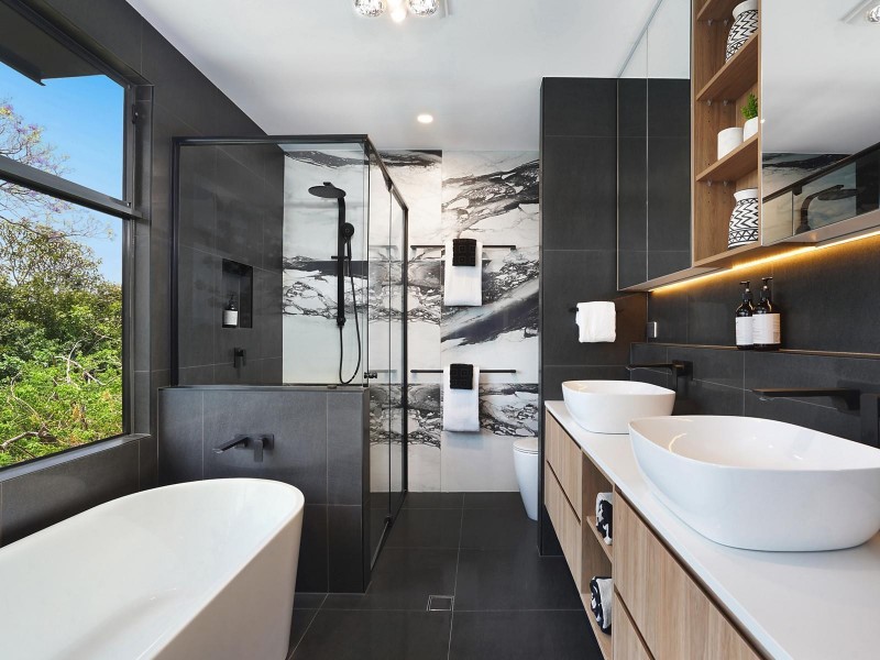 82 Prospect Terrace, St Lucia QLD 4067