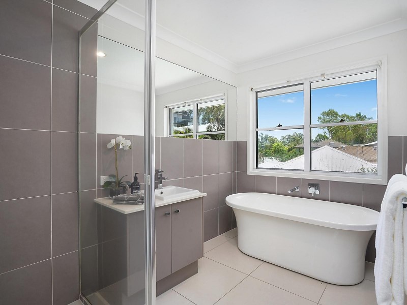 30 Goodenia Crescent, Seventeen Mile Rocks QLD 4073