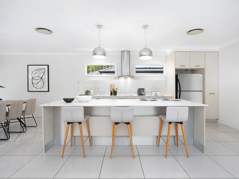 30 Goodenia Crescent, Seventeen Mile Rocks QLD 4073