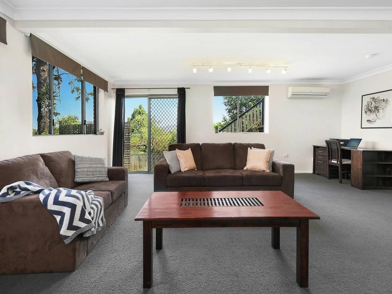 105 Patricks Road, Ferny Hills QLD 4055