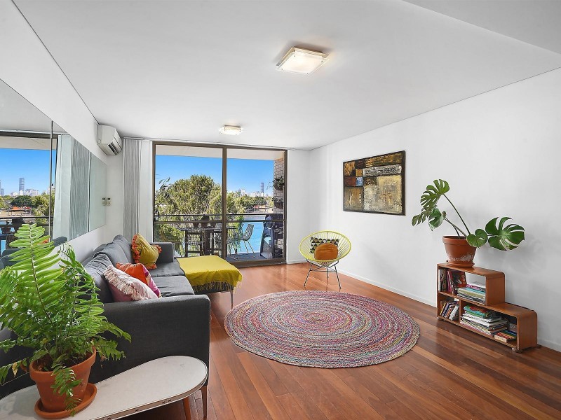 37/44 Brisbane Street, Toowong QLD 4066