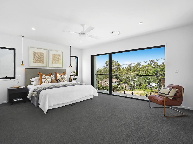 6 Napier Street, St Lucia QLD 4067