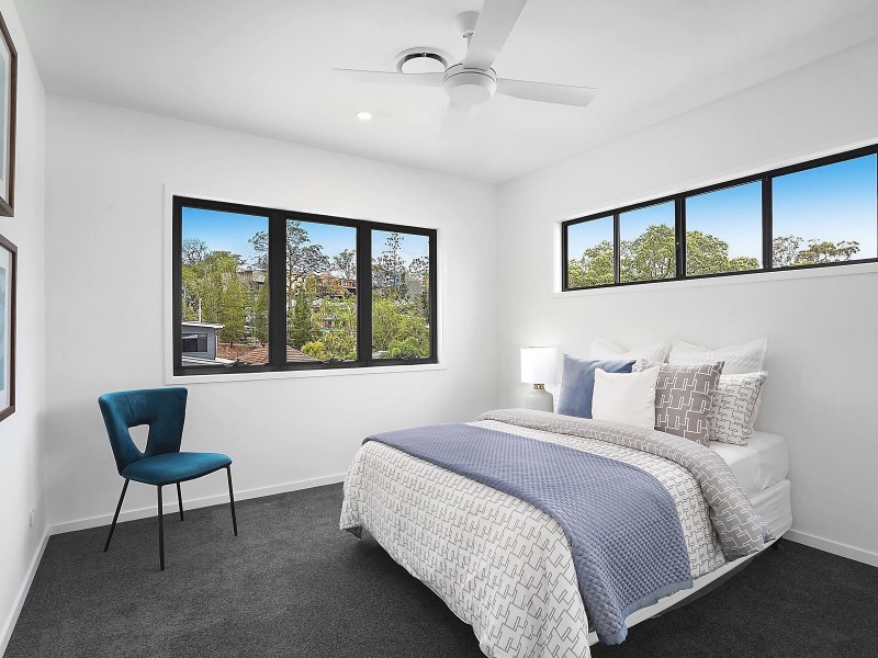 6 Napier Street, St Lucia QLD 4067