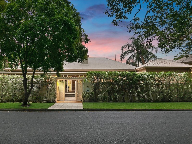 71 Laurel Avenue, Chelmer QLD 4068