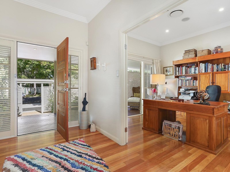 71 Laurel Avenue, Chelmer QLD 4068