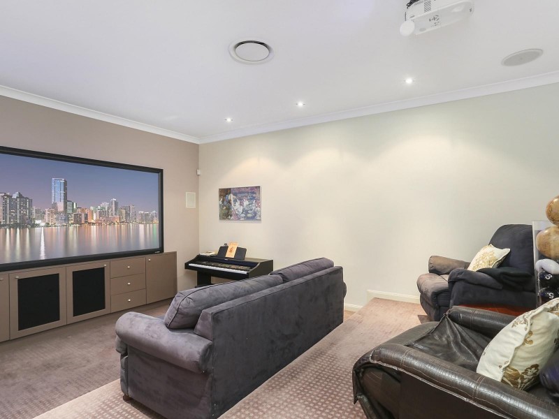 71 Laurel Avenue, Chelmer QLD 4068